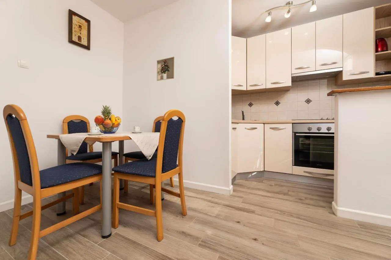 Apartment Jelusic Baška