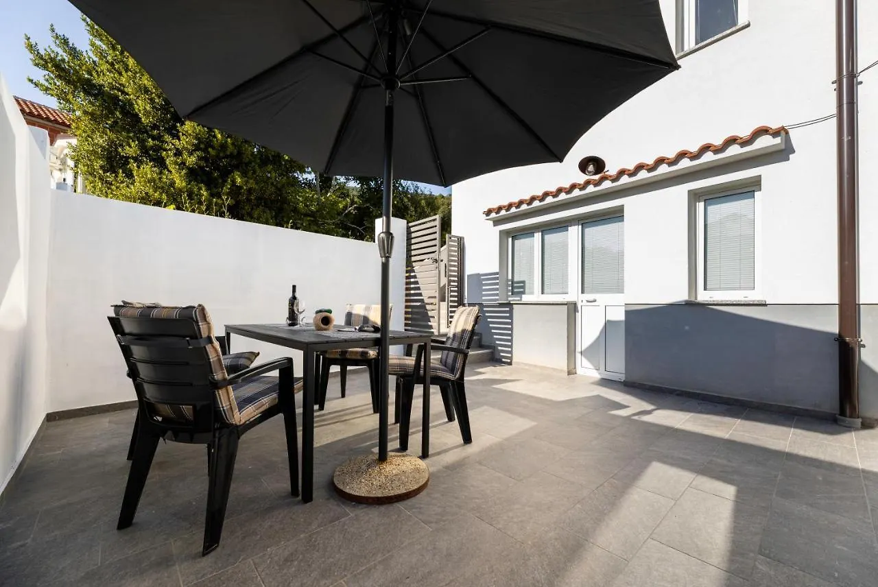 Apartment Jelusic Baska  Croatia