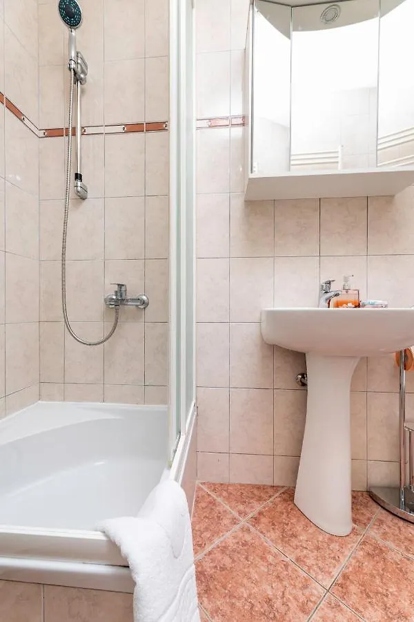 Apartment Jelusic Baska